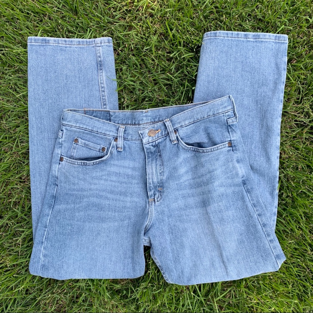 SOLD - WRANGLER LIGHT WASH DENIM JEANS!